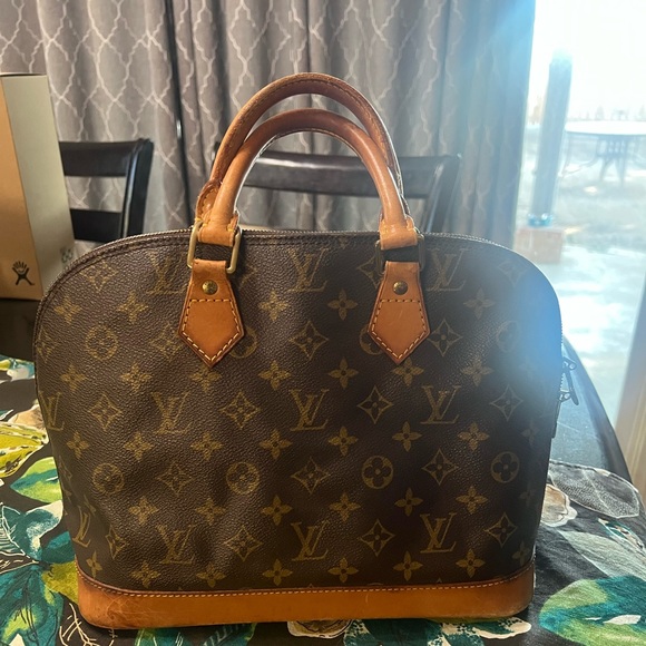 Authentic Louis Vuitton ALMA PM Brown Monogram Handbag LV purse bag 12”x9” - Picture 2 of 15
